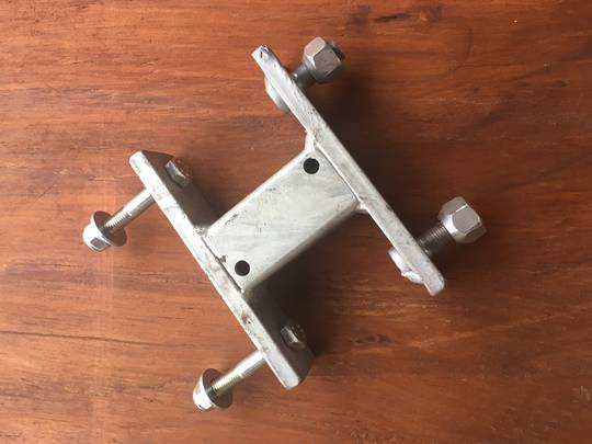 Spare wheel mount bracket